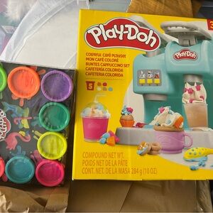 Play-Doh Colorful Ice Cream Playset – Multicolor Creative Dough Set
